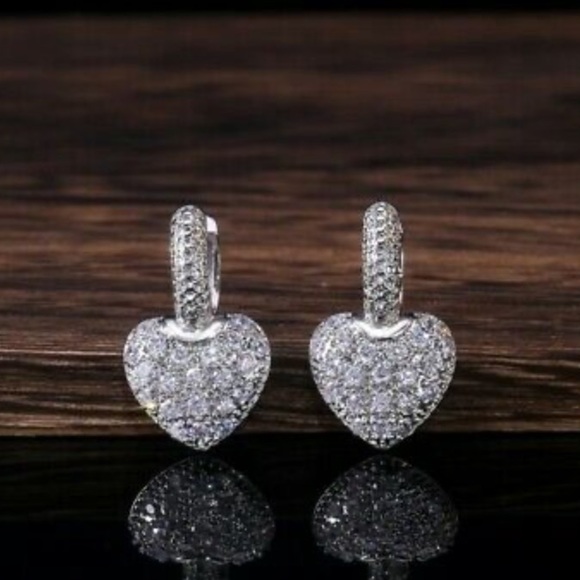 New Sterling silver Heart Earrings - Picture 4 of 8